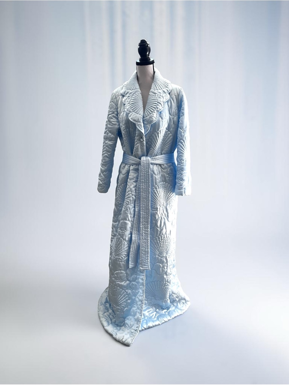 Nordstrom Quilted Satin Robe in Pale Blue L